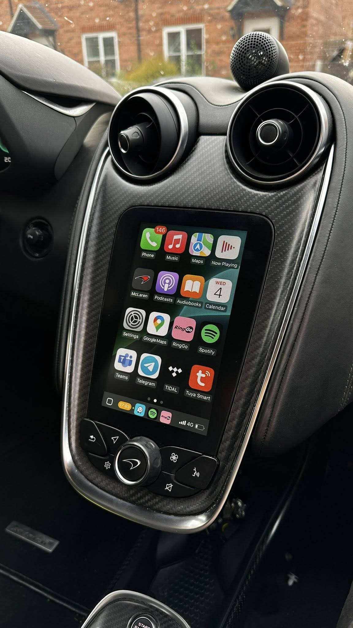 Carplay/Android Auto Module for McLaren